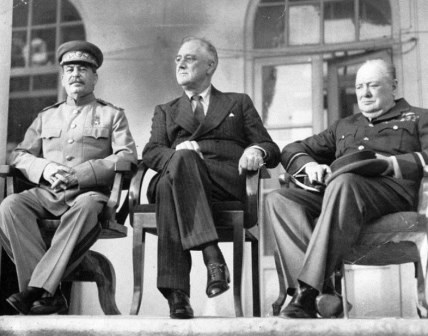 Тегеранская конференция. И. В. Сталин, Ф. Д. Рузвельт и У. Черчилль / wikipedia.org